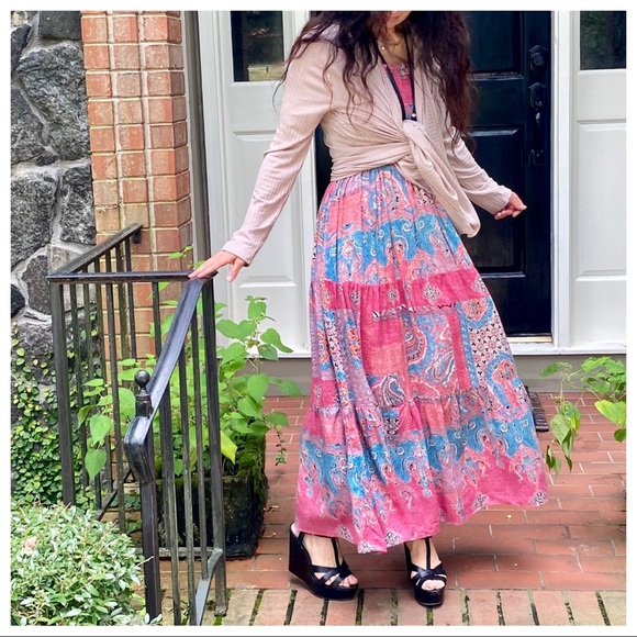 BOHO CHIC GORGEOUS PRINT MAXI DRESS - Picture 10 of 11